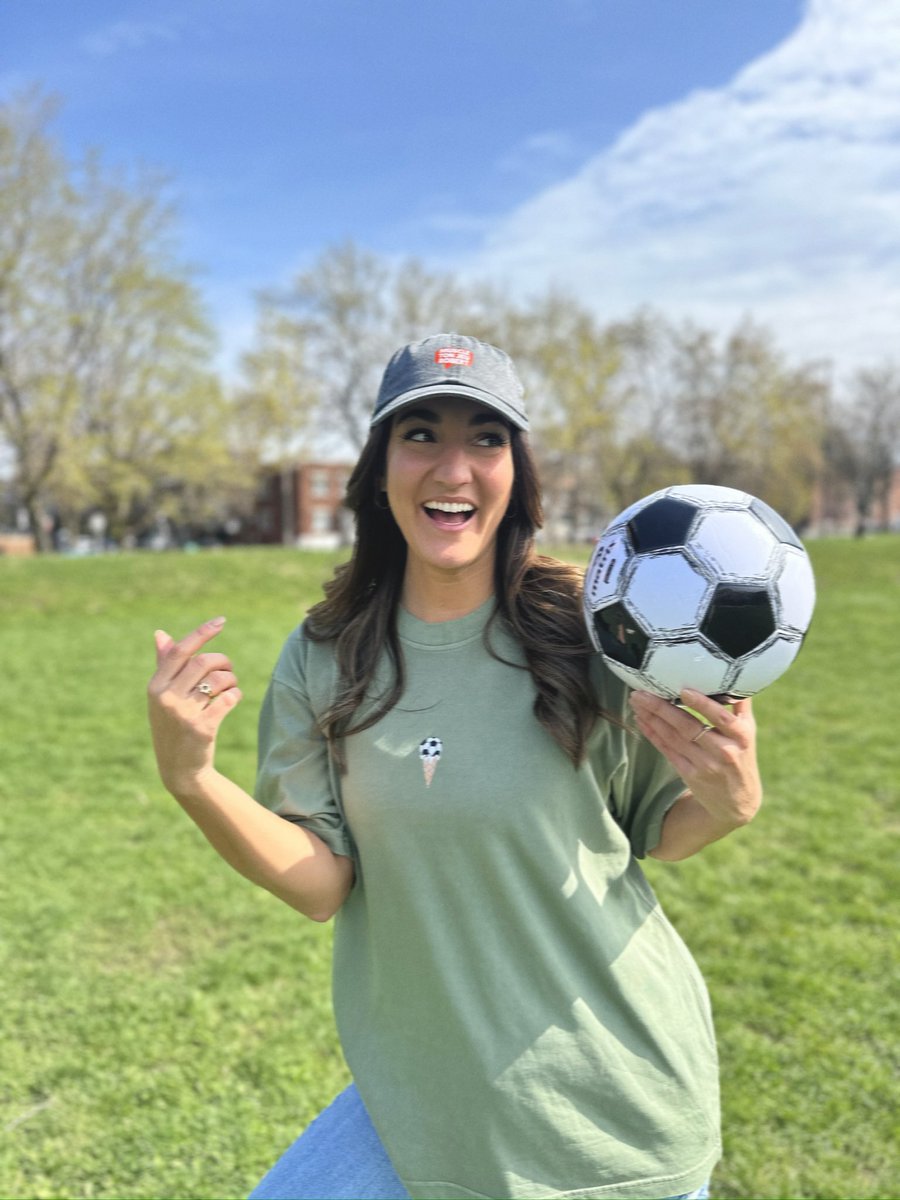⚽️ C’EST ENCORE LE TEMPS DE PRÉCOMMANDER ⚽️ 

Vous avez jusqu’au 31 mai pour vous procurer des items de ma collection Première mi-temps. Après il sera trop tard 😱⏰ 

Rendez-vous ici 🤗 koolclub.ca/pages/premiere…