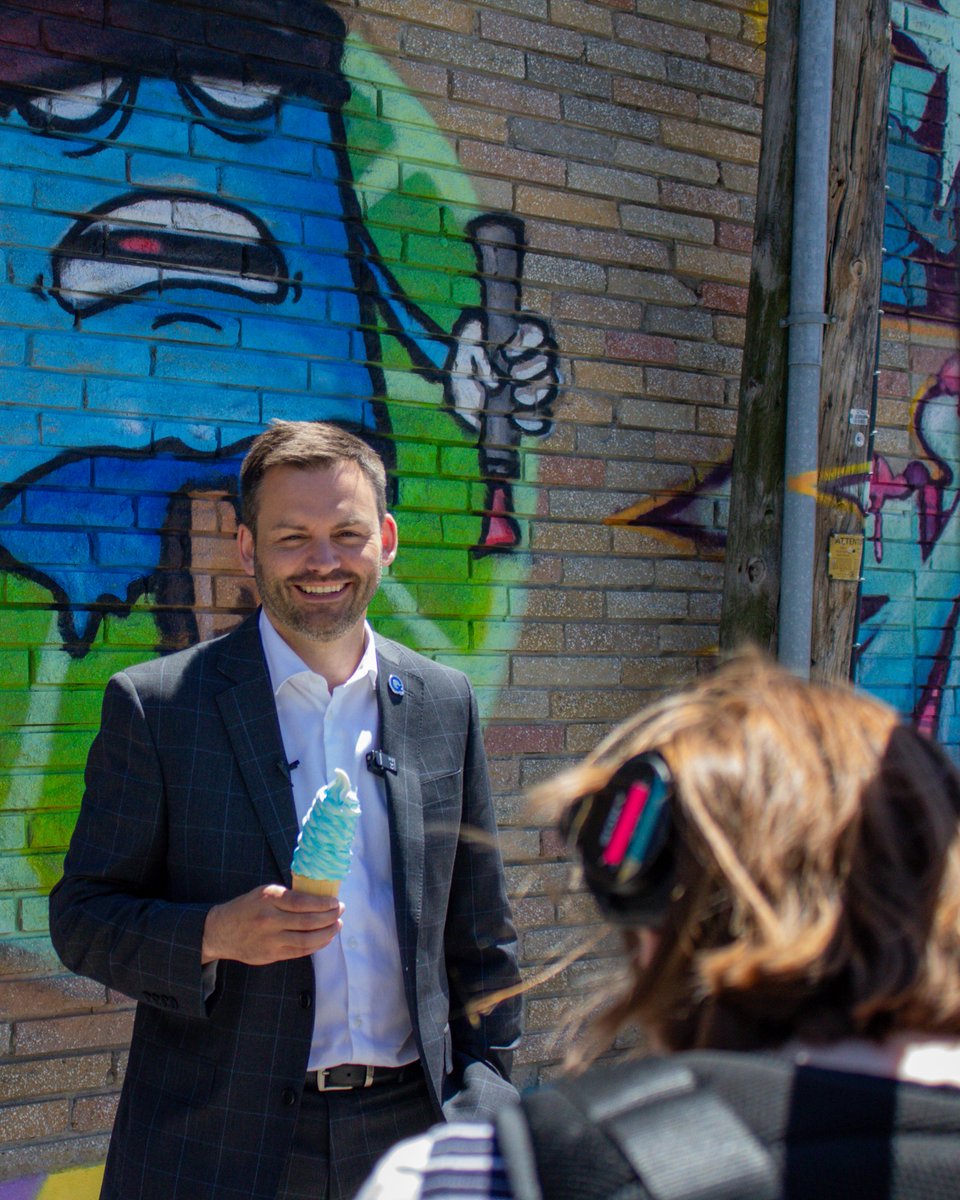 Paul St-Pierre Plamondon tweet media