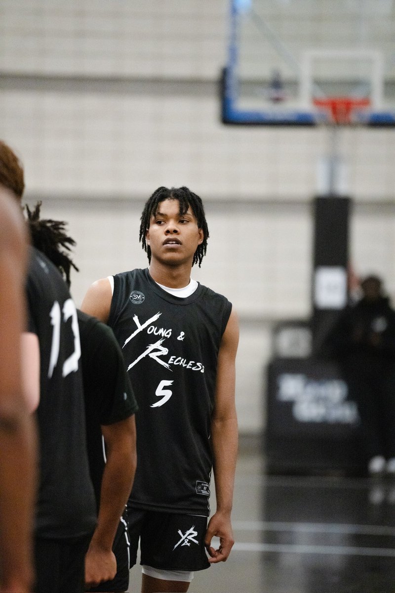 Michigan, Xavier , DePaul, Miami (OH), Bradley, Murray State, Colgate are among a large group of schools who have recently been in contact with 2025 EJ Mosley @YnRbball | @TheHoopGroup