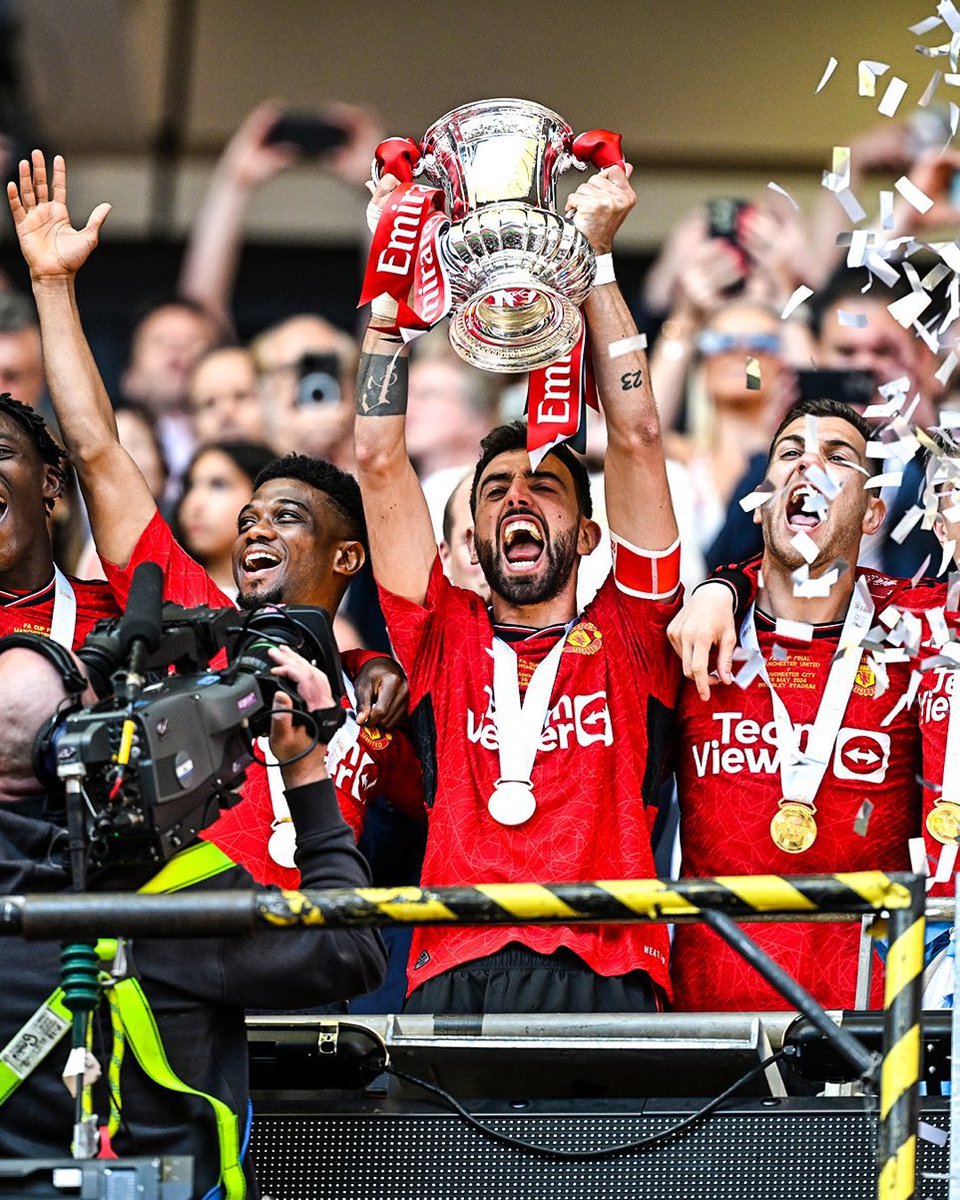 Congratulations to Manchester United and to all of us the fans . 

That was a fantastic game played today 🏆

Say hello to me if you support the same club here .