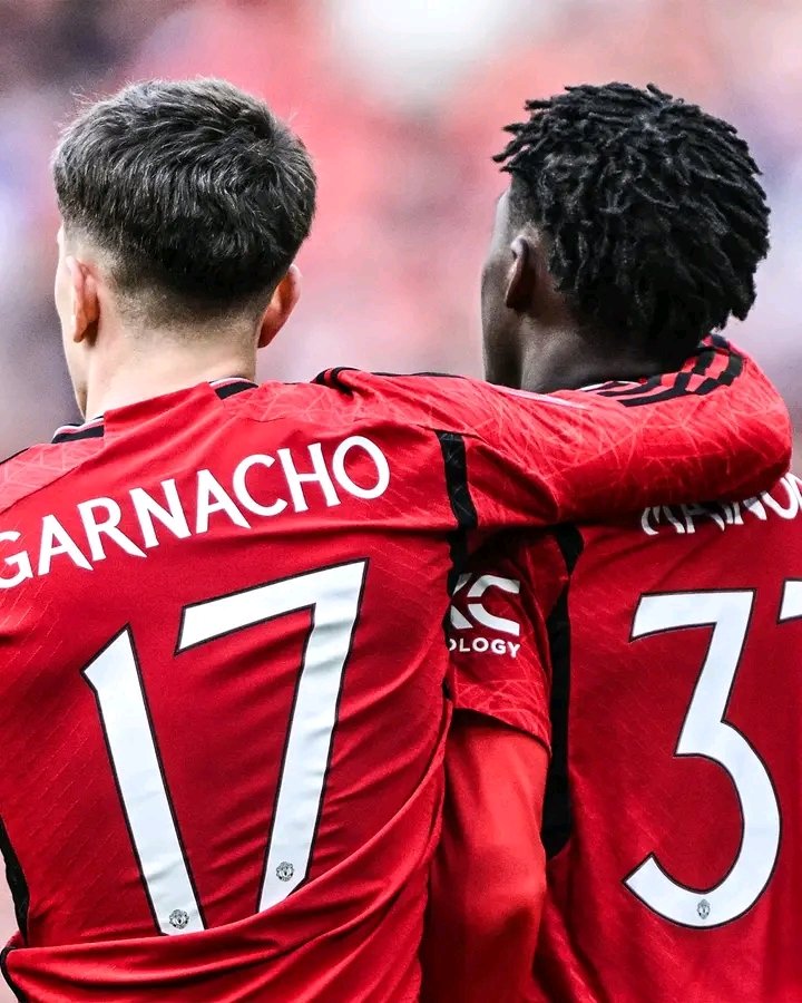 Rexmelody22's tweet photo. These two in the FA Cup final 😍🔴

⚽️ 30’ - Garnacho
⚽️ 39’ - Mainoo
#ThinkDeeply 
#FACUP24 
#FatihTekkeYuvaya 
#SSDiski 
#MotoGPnaSPORTTV 
#ALeagueGF 
#Sargodha 
#استقلال_٧٨ https://t.co/eXu9qDzTS8