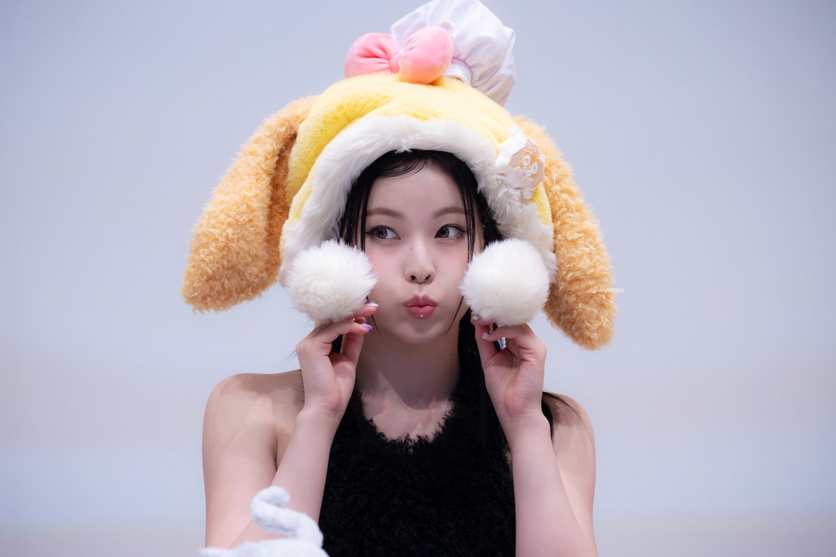 [🐱] HAPPY KYUJIN DAY  

𝙃𝘼𝙋𝙋𝙔 𝘽𝙄𝙍𝙏𝙃𝘿𝘼𝙔 𝙆𝙔𝙐𝙅𝙄𝙉🎂

#NMIXX #엔믹스 #エンミックス
#규진 #KYUJIN 
#햅삐진규데이 
#HappyKyuttenDay