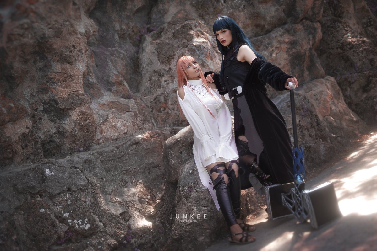 Ya0i_g00n's tweet photo. Missing my daughter Ryne and Gaia so bad !
I think i've never posted this FFXIV photoshoot that @Peachi1307 and i made !

📸: Junkeephotography
Cosplay made by me https://t.co/jXUQH4Gfvt