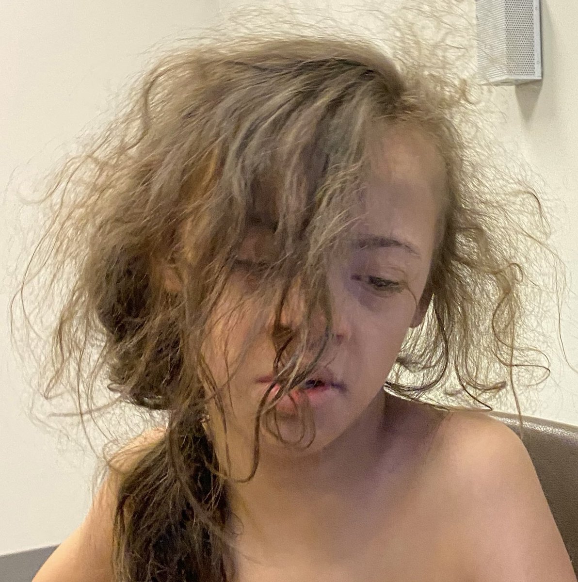 🚨MISSING CHILD🚨 Lincoln Police need your help identifying the parents/residence of this child. They were found wandering in the area of 10th and Superior today. The child is approximately 6 years old. Please call our non-emergency line at 402-441-6000 with any information.