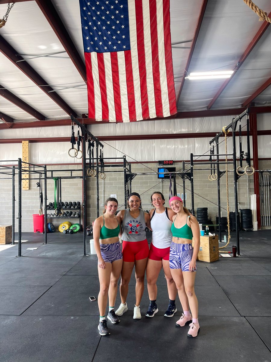 lakendetweiler's tweet photo. Like I said before, if you visit you’re doing CrossFi, even if it’s Murph. 

Right, @ThrashCassandre?

Who will be next? https://t.co/SiFId2esXO