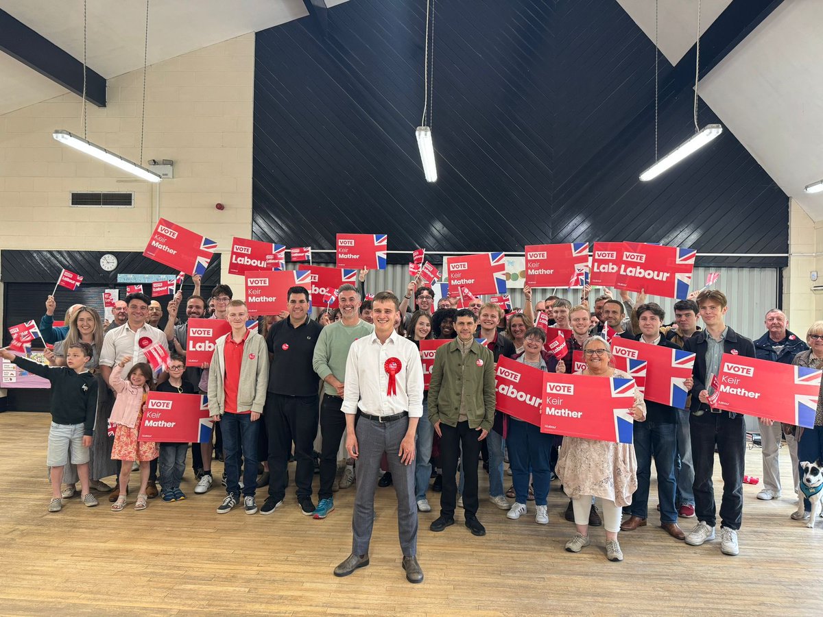 YoungLabourUK's tweet photo. Young Labour is out in force campaigning across Britain

Today we’ve run campaign days in Harlow, Kettering, Rugby, Brighton, Selby, Vale of Glamorgan and Morecambe

We’re working hard with @LabourStudents to win a Labour Government that delivers for young people 🌹

🧵 https://t.co/e6lepFZS8o