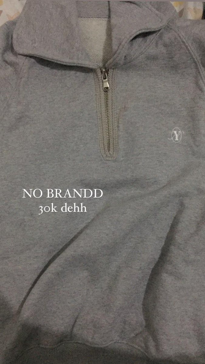 macandcizy's tweet photo. MAUU PRELOVEDD PLSS YG MAUU HUBUNGIN AKUU 
#preloved
#surabaya
#zonauang https://t.co/iSPl9h16OF