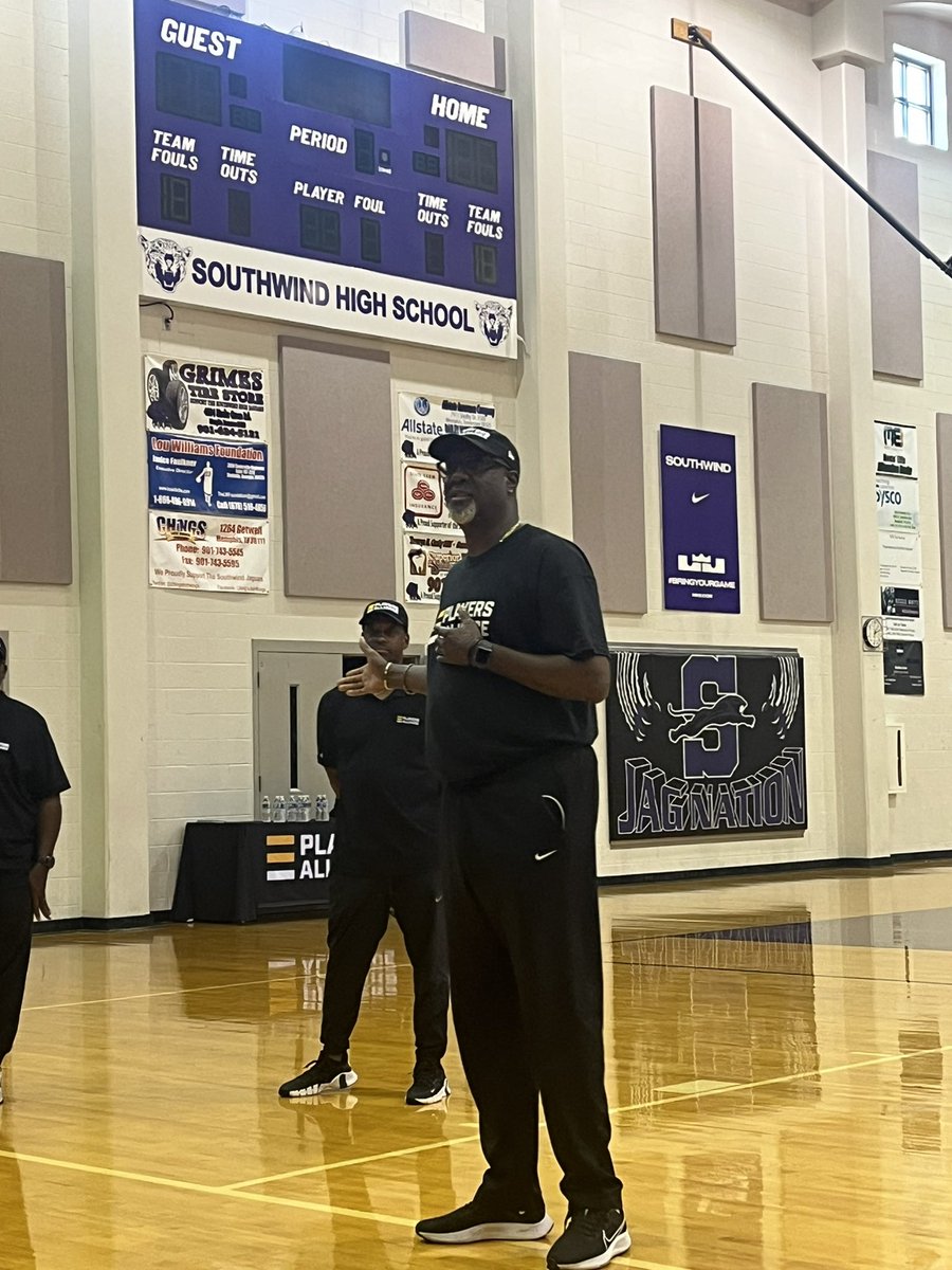 MemphisLLB's tweet image. 1st up: Marvin Freeman

#Memphis #MLLOneTeamOneDream