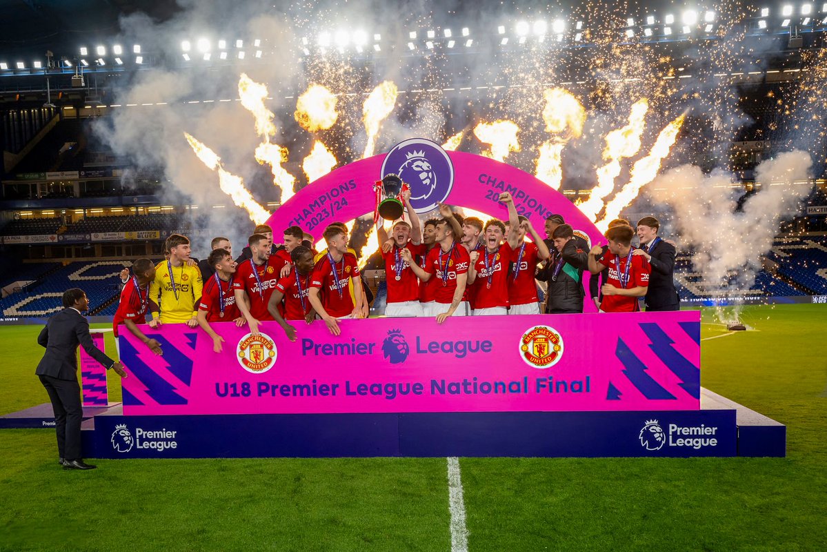 utdrobbo's tweet photo. 🏆🏆🏆 https://t.co/LZblaOeeVz