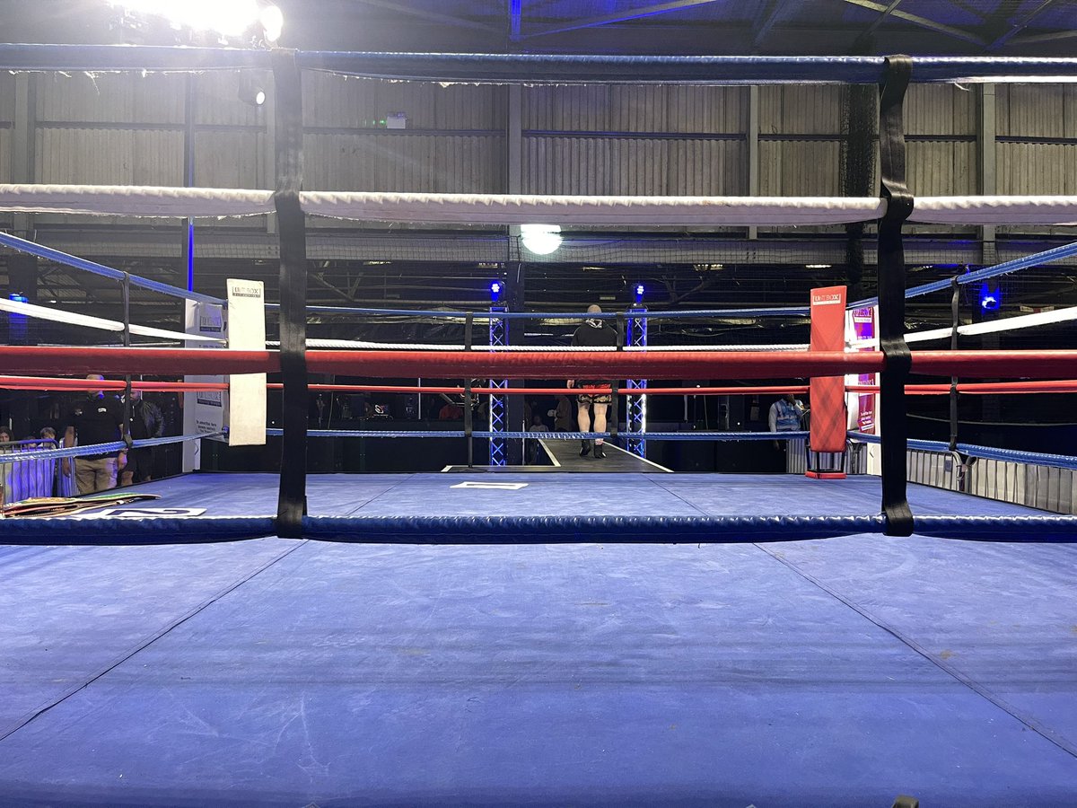 Anther weekend and we are back 
covering #Boxing with a Paramedic ambulance team on behalf of an industry partner. 10 fights, 4 Belts on the line.. this will be a great night! 

#OneJobDoneWell #WeDontPlayBeingMedic 
#ThisIsTheDayJob #TrustedCompany #DoingItRight 
#FightMedics