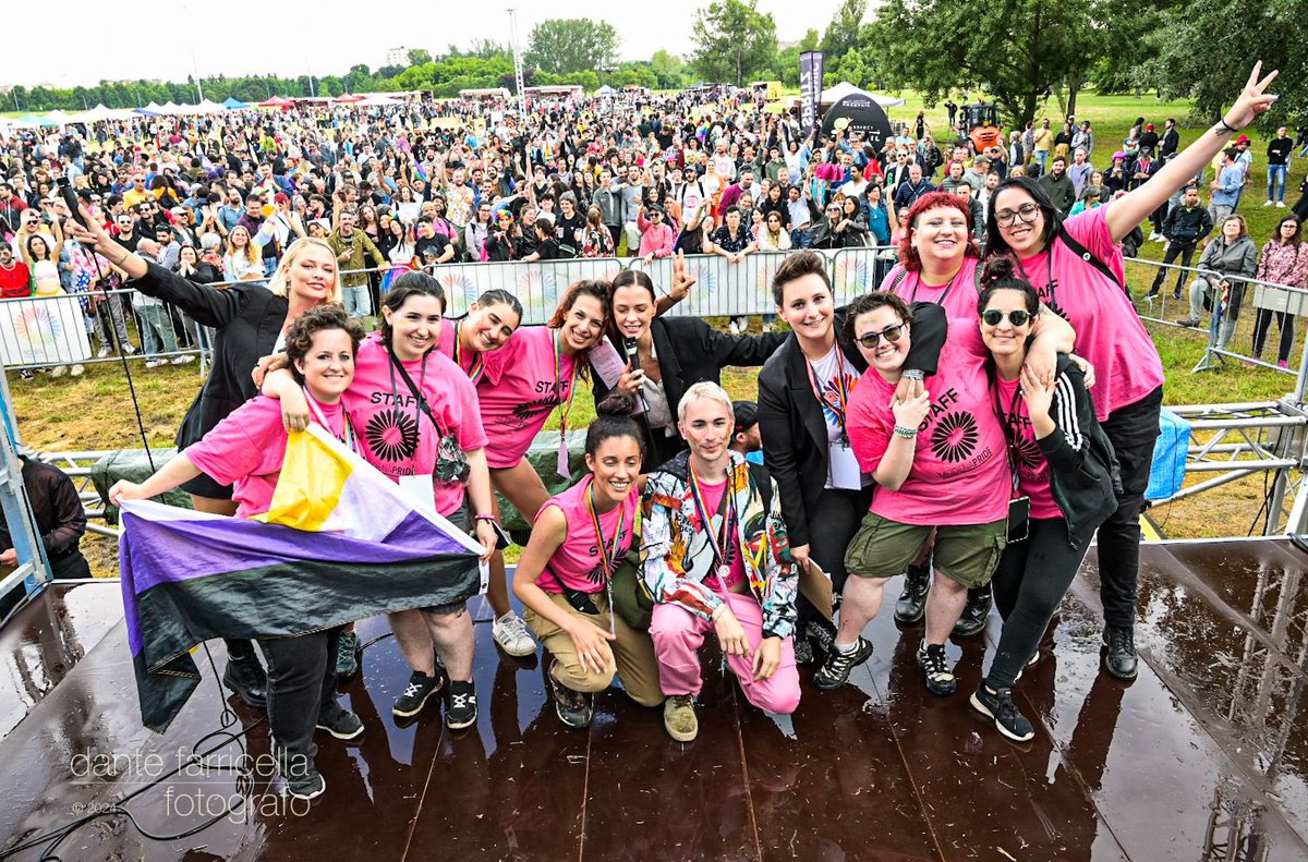 Il gioco della destra è di dire che non c’è alcuna volontà discriminatoria, quindi non c’è bisogno di manifestare. La verità è che vorrebbero ricondurre al silenzio le famiglie arcobaleno, gli amori omosessuali.