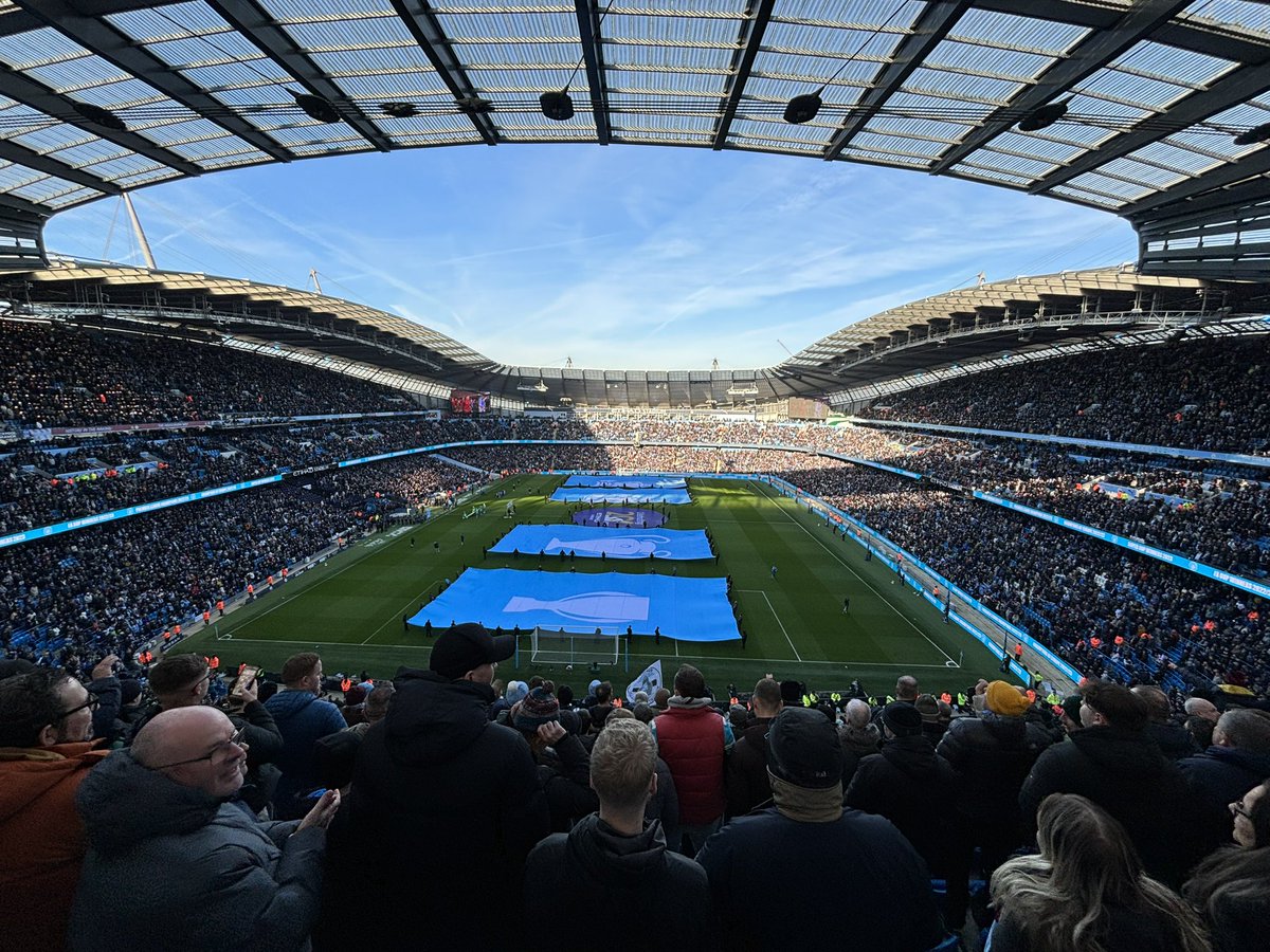 Alex Jones tweet media