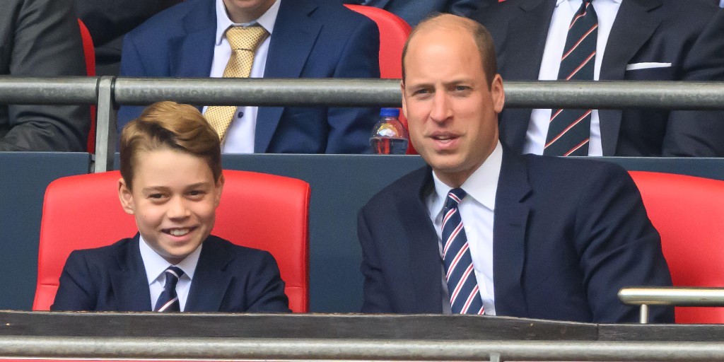 The Prince of Wales and Prince George watch the FA Cup Final at Wembley Stadium, London.

Image ID: 2X8G68B / Mark Pain / Alamy Live News

Explore more here: bit.ly/3po8fJM

#princegeorge #princeofwales