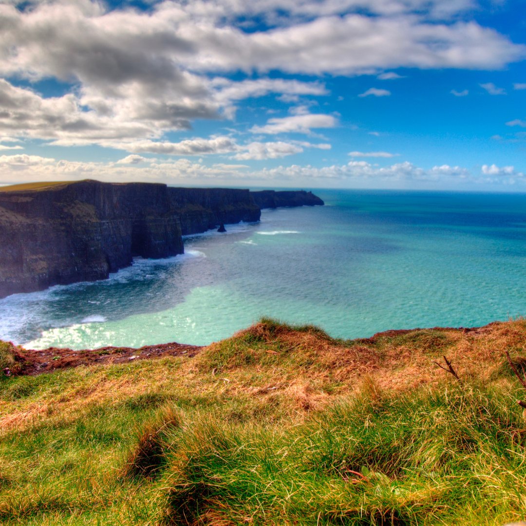 Ireland's majestic Cliffs of Moher, where earth meets sky. ⛰️🌅

📍Cliffs of Moher, Co Clare

Courtesy of chemistkane

#wildatlanticway #ireland #wildrovertours   #cliffsofmoher #wildroverdaytours