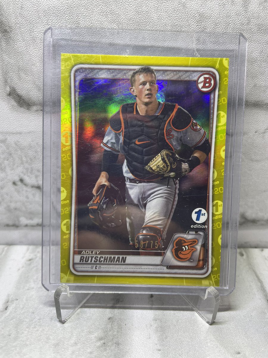 #AdleyRutschman Bowman 1st Gold Foil /75 
Couldn’t find comps but I see the Blue foil /150 goes for $45 so I’ll do $60 shipped OBO. 
#BaltimoreOrioles #Thehobby #TheCardBoyz #whodoyoucollect #tradingcards @sports_sell @ILOVECOLLECTIN1 @CardboardEchoes @HobbyRetweet_ @CardHobbyRTs