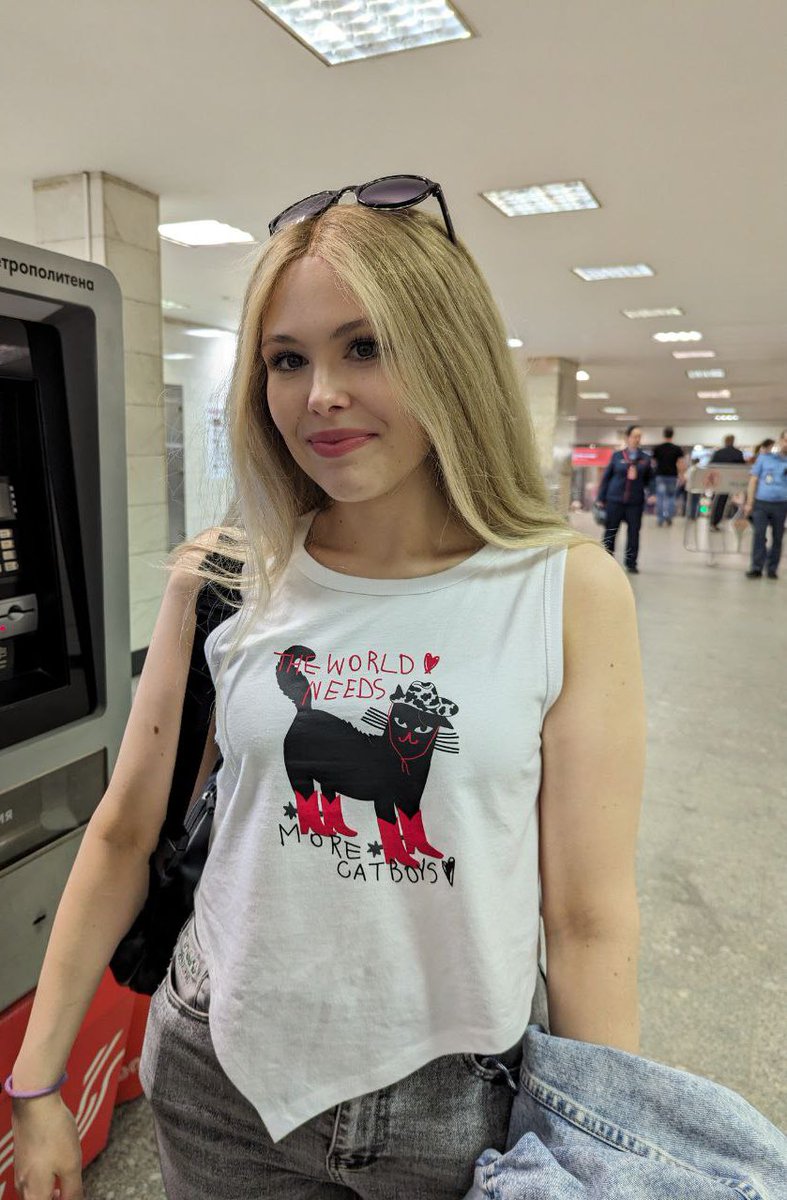 shannimal__'s tweet photo. Купила эту майку, чисто из-за того что это отсылает к sleep token в моей голове 🤣
Думаю со мной все понятно.. https://t.co/eMky4MFLG0
