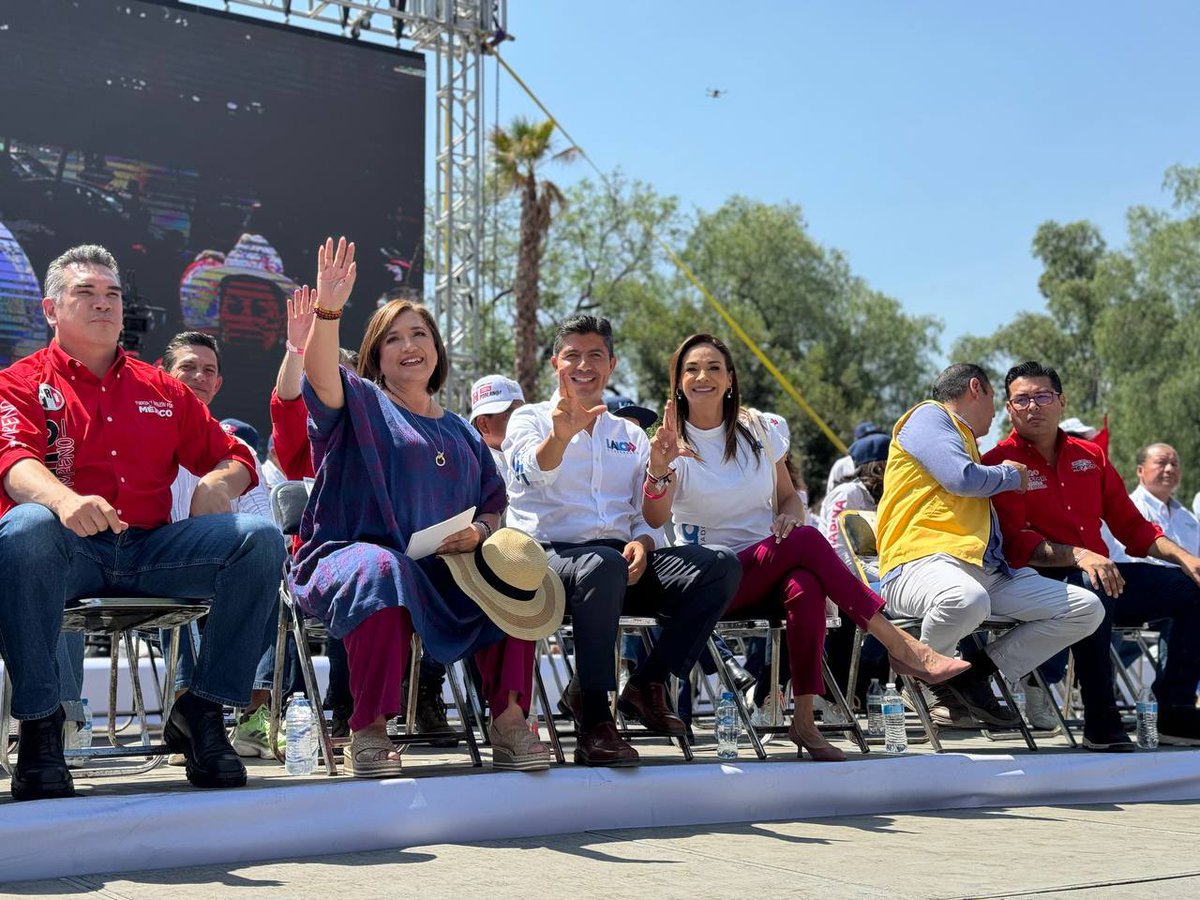 ¡Estamos listos para ganar con @XochitlGalvez! En este gran cierre de campaña, demostramos que esta es la fuerza del cambio que Puebla y México necesitan. #LaloGobernador