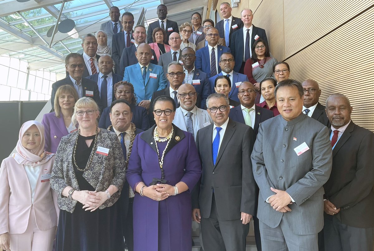 As we as we gather for #36CHMM & look ahead to #CHOGM2024, we unite to create resilient health systems. Together we can build shared solutions to face future challenges. Delighted to be joined by @DrTedros who reiterated the importance of #Commonwealth strength of unity.