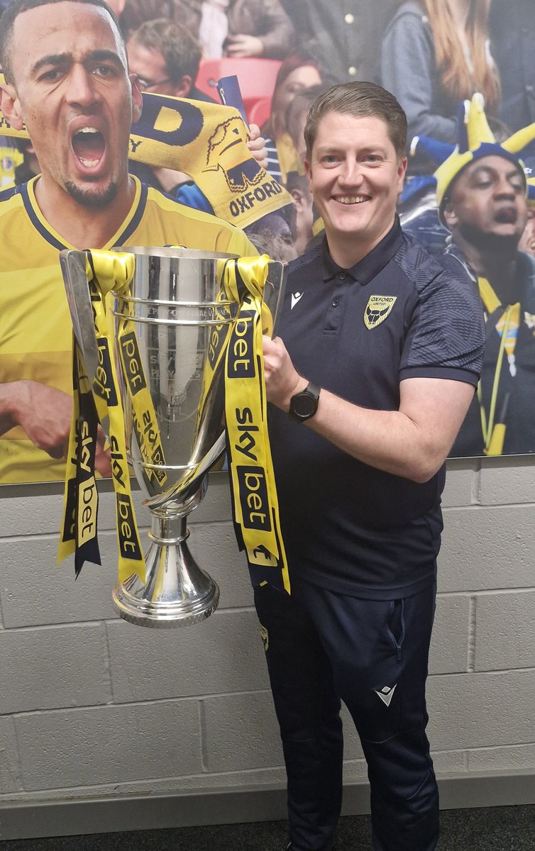 Yesterday was a good work day 💛💙 

#playoffs2024 #Yellows #oufc #OUitC