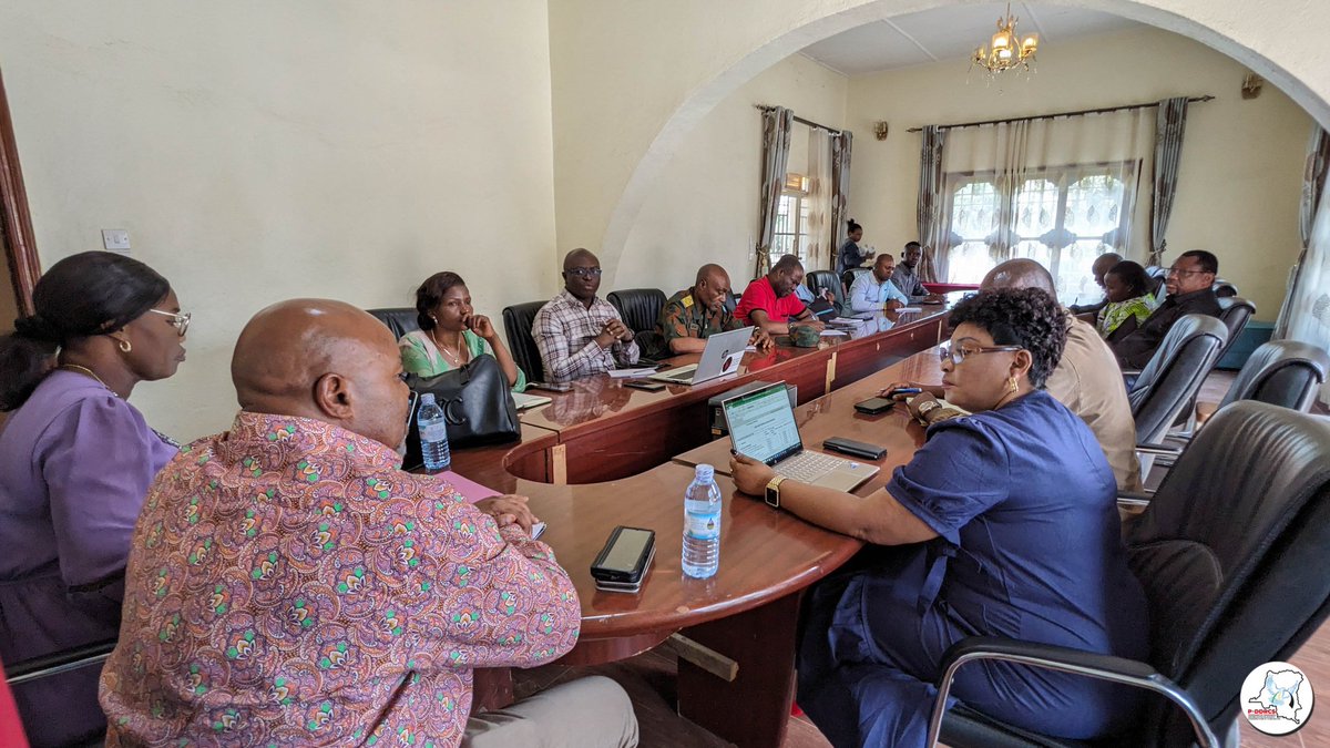 pddrcs_ituri's tweet photo. ITURI :  LE P-DDRCS ET LA BANQUE MONDIALE HARMONISENT  LA QUESTION LIÉE AU BUDGET A ALOUER AU PROGRAMME EN PROVINCE POUR L'ANNÉE 2024 https://t.co/hoaryD0Bzu