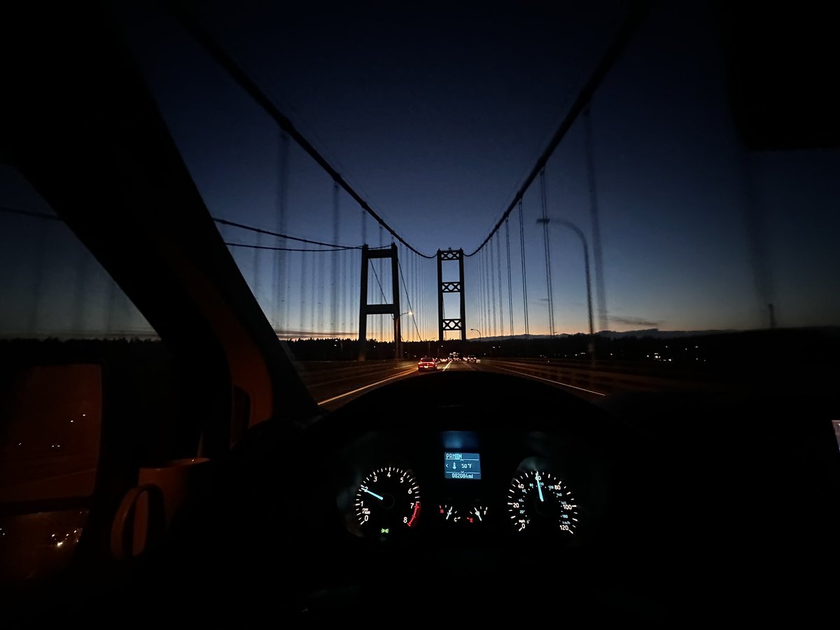 tony_welch's tweet image. Night Moves #OT #livebetterworkunion 👷🏼⚡️#IBEW46