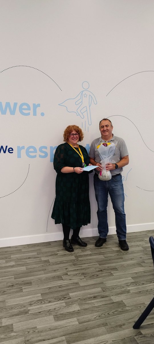 Lovely flowers from the governors of <a href="/samuelbarlowpa/">Samuel Barlow Primary Academy</a> for Sarah moving into a much needed strategic maths role for us 😁A huge thank you for transformational work for the school and community!