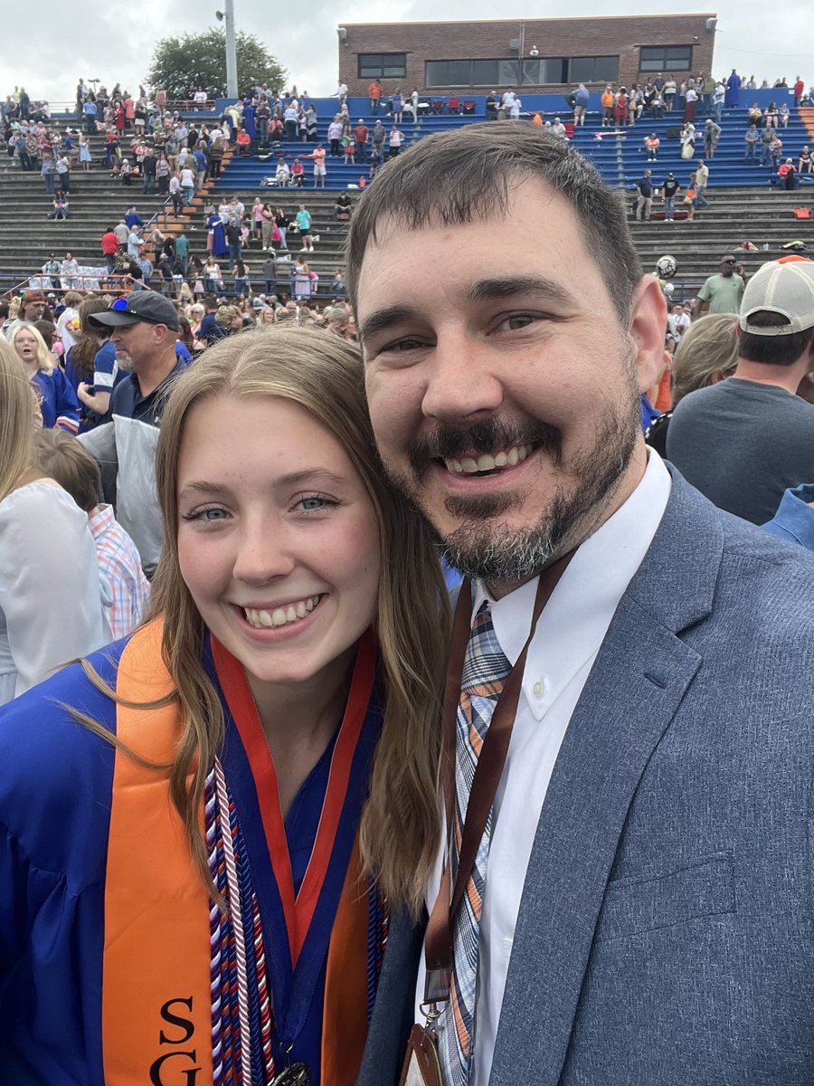 Volunteer HS Choir tweet media