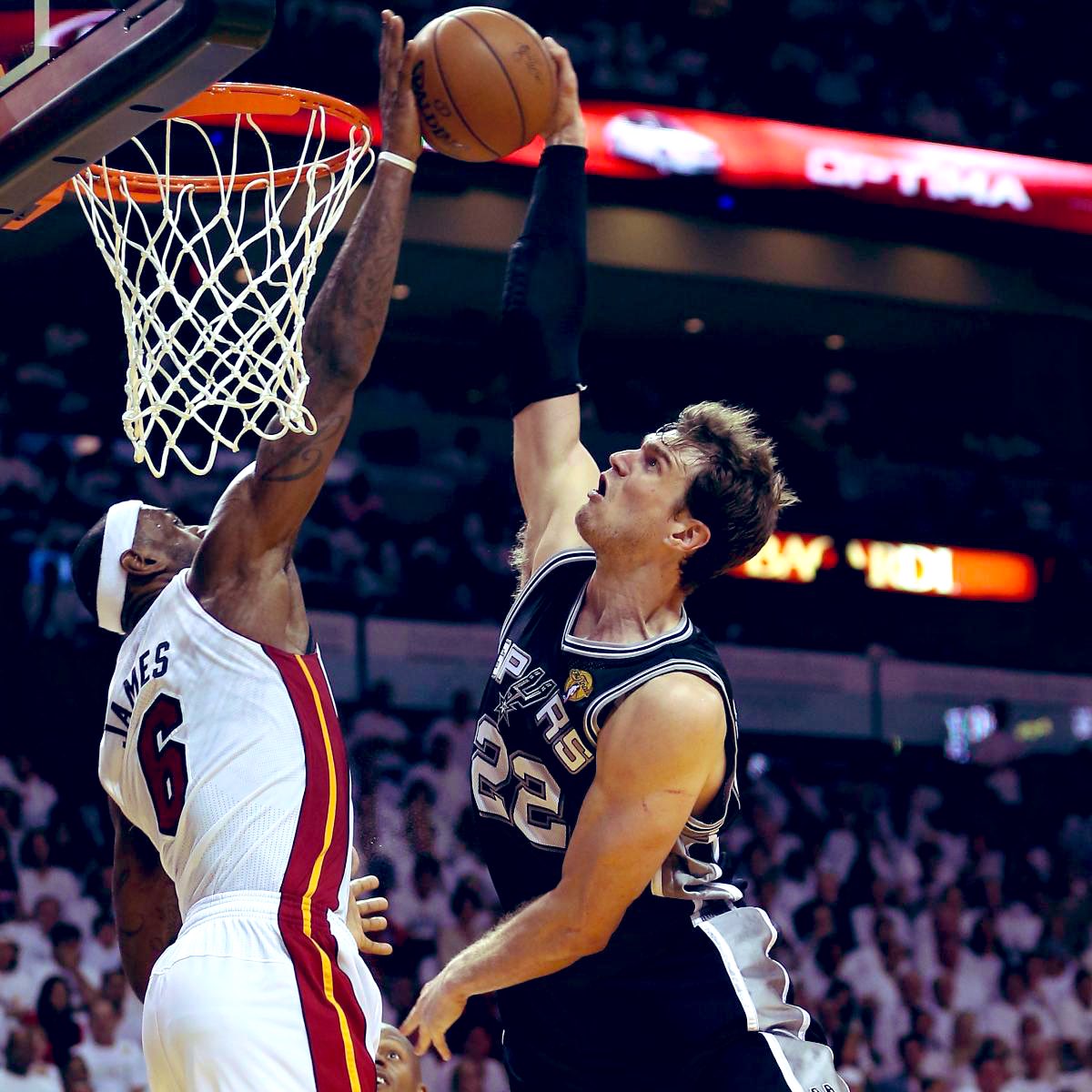 The best blocks in Miami Heat history❌

— a thread 🔥