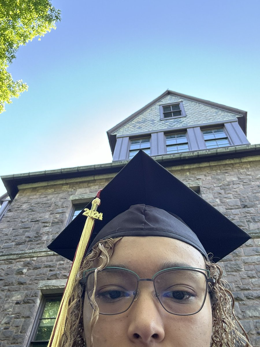 i’ll make an actual post another time but i fucking did it i graduated from cornell i’m a fucking ivy league alumni