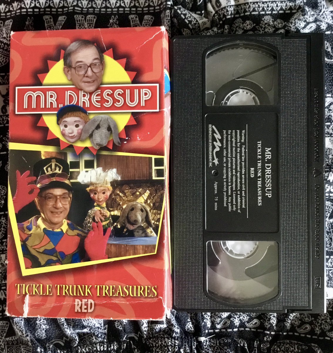 Mr. Dressup VHS (2002) Todays thrift find for 25 cents!
#MrDressup #CBC #CanadianTV #VHS #Movies