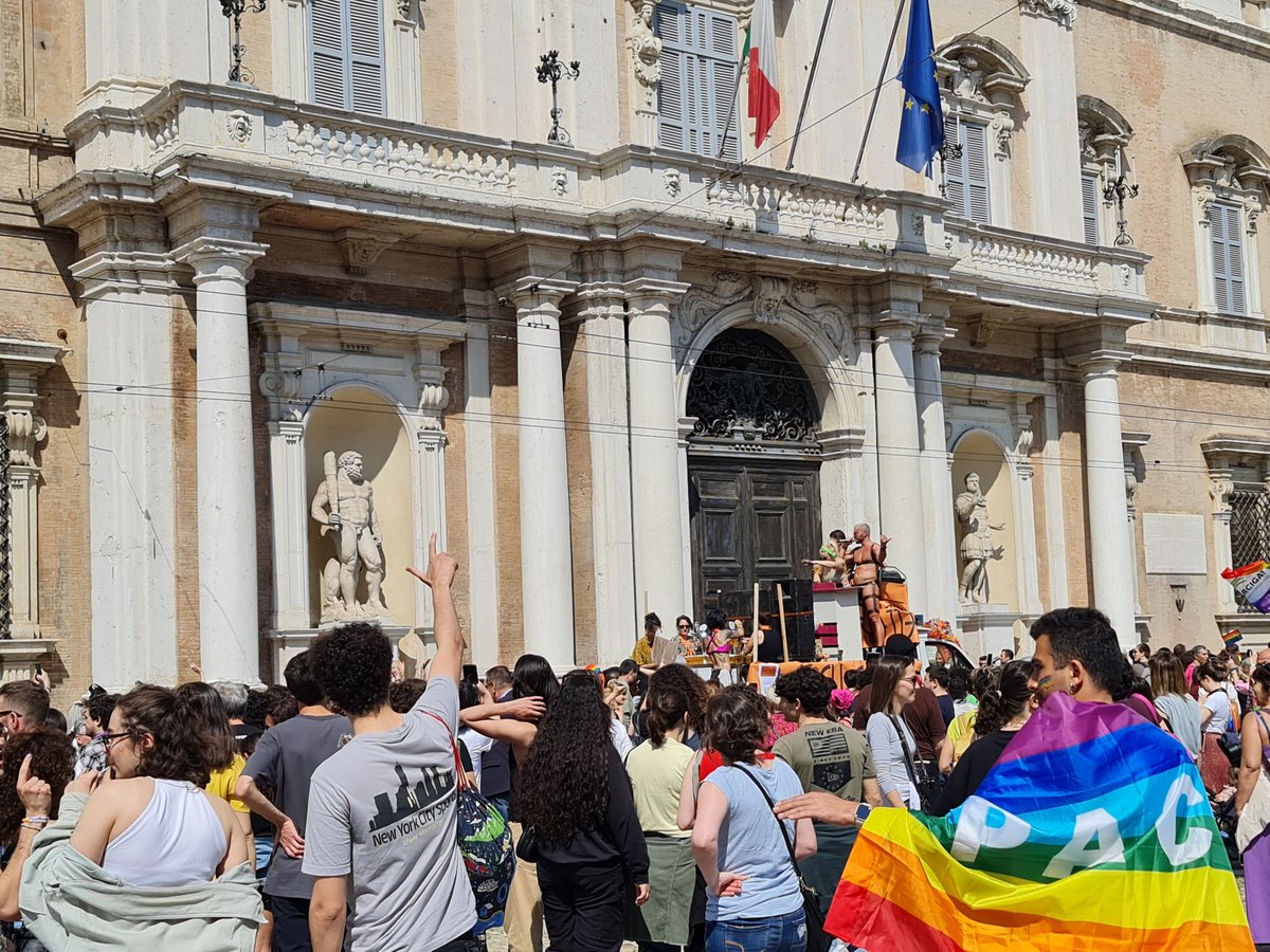 adeoli1011's tweet image. #ModenaPride 2024