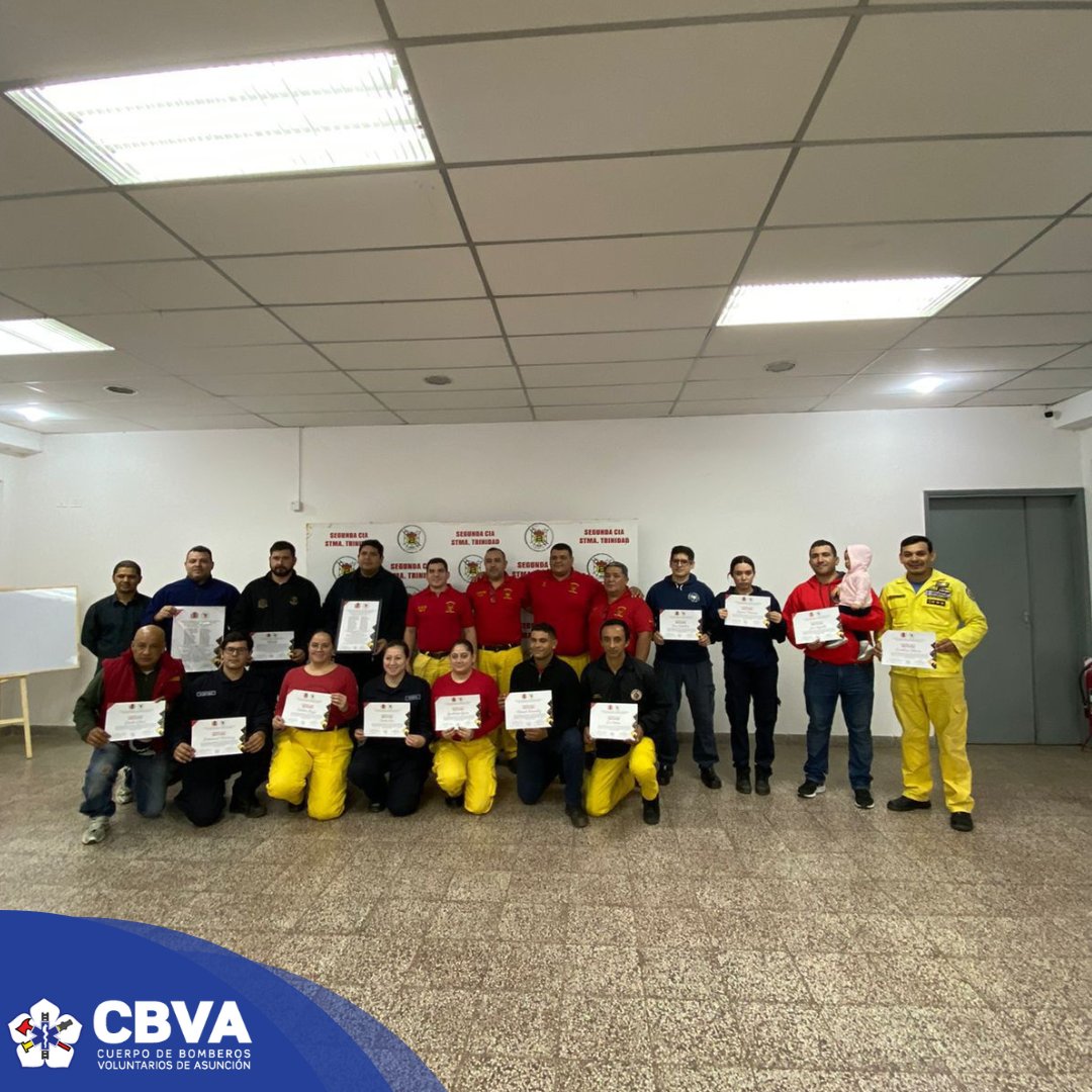 Cuerpo de Bomberos Voluntarios de Asunción tweet media