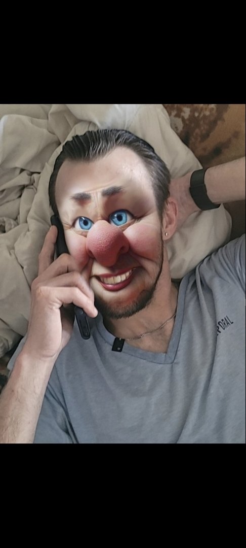 mickagaming54's tweet photo. Mon modérateur ma demander si il avais un gros nez je sais pas comment lui la vérité ptdr https://t.co/BXR201FjFL