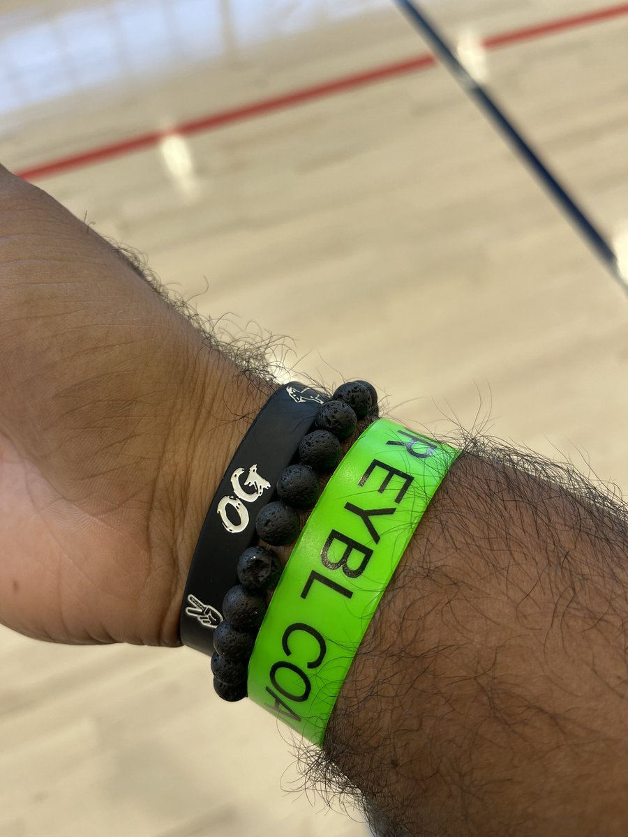 Tony Sterling tweet media