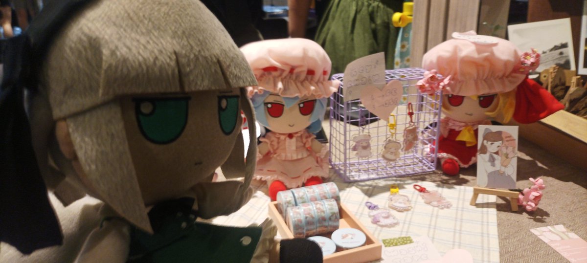 the_youm's tweet photo. The Youm meets frens at Comic Con Baltics
(The fumos AREN'T FOR SALE)

#fumo #fumfum https://t.co/RTk3VQDYhk