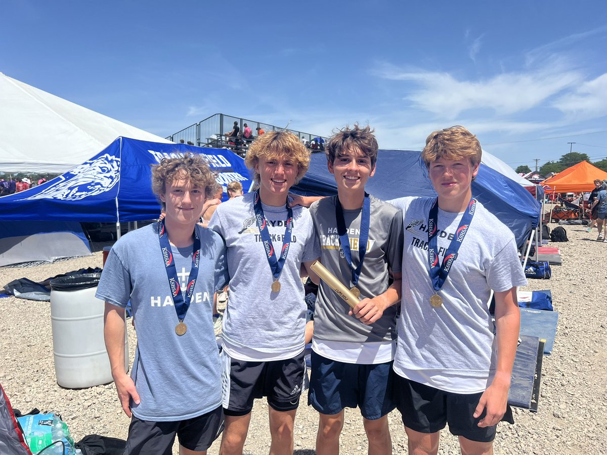 dejuangjr's tweet photo. Congrats to the boys 4x800 for placing 7th and medaling‼️🏅

@amis_aiden Zach, Jonah &amp; Connor

#ForKB
#StateCats
#HaydenTF
#TheCatsAreHere🦁 https://t.co/lNABmZCeUX
