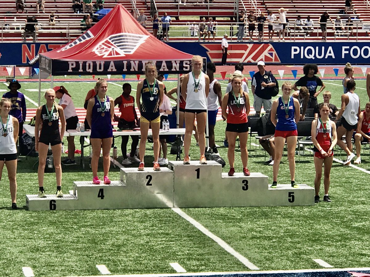 STATE BOUND IN THE 1600 RILEY DAVIS and a NEW SCHOOL RECORD! #NRPRIDE!