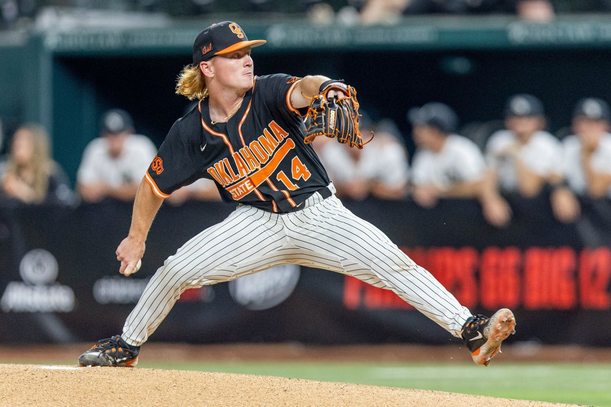 d1baseball's tweet photo. Sam Garcia and Brian Holiday showed up and showed out for @OSUBaseball on Day 4 of the @Big12Conference tournament 💪

17 IP
11 H
1 R
0 BB
15 K

🔗 https://t.co/lPkmbnWIbO https://t.co/6IxB6JIrFx
