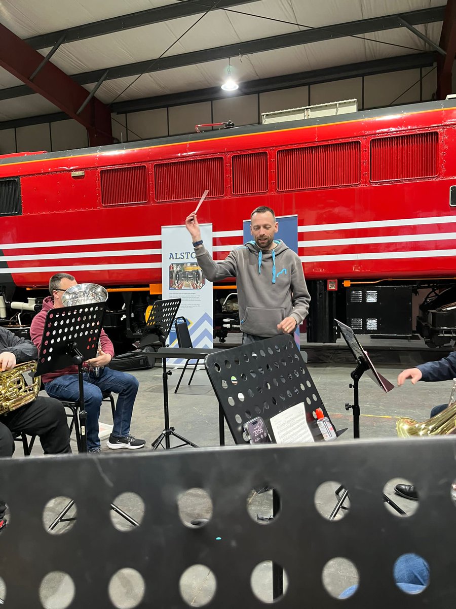 CreweBrass's tweet photo. Another great rehearsal last night at @CreweHC 

We're proud to have welcomed 3 new players in the last 2 weeks which has been fantastic and sees the band going from strength to strength.
Some prep last night on our upcoming concert in October.

#crewe #musician #family https://t.co/nLRAJ7S7kv