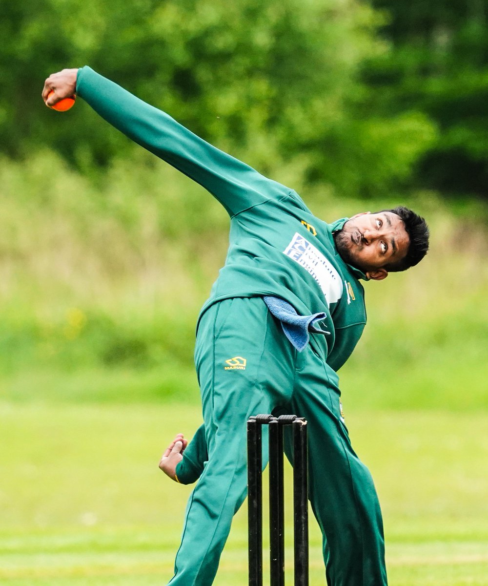 SFinchimagery's tweet photo. @KevinKoththi bowling for @ShotleyCricket v @PhiliCC in the @neplcricket 

🟩🟨⚔️🟨🟩 https://t.co/tow0qtno2H