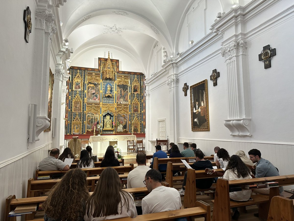 Hoy hemos acogido en <a href="/semicuenca/">SeminarioCuenca</a> el encuentro de delegados y equipos de pastoral juvenil de ma Provincia Eclesiástica de Toledo <a href="/sepaju/">Sepaju Toledo</a>.toledo <a href="/wadiguada/">Wadiguada</a> <a href="/jocreal/">jocreal.com</a> <a href="/ObispadoCuenca/">Obispado de Cuenca</a>