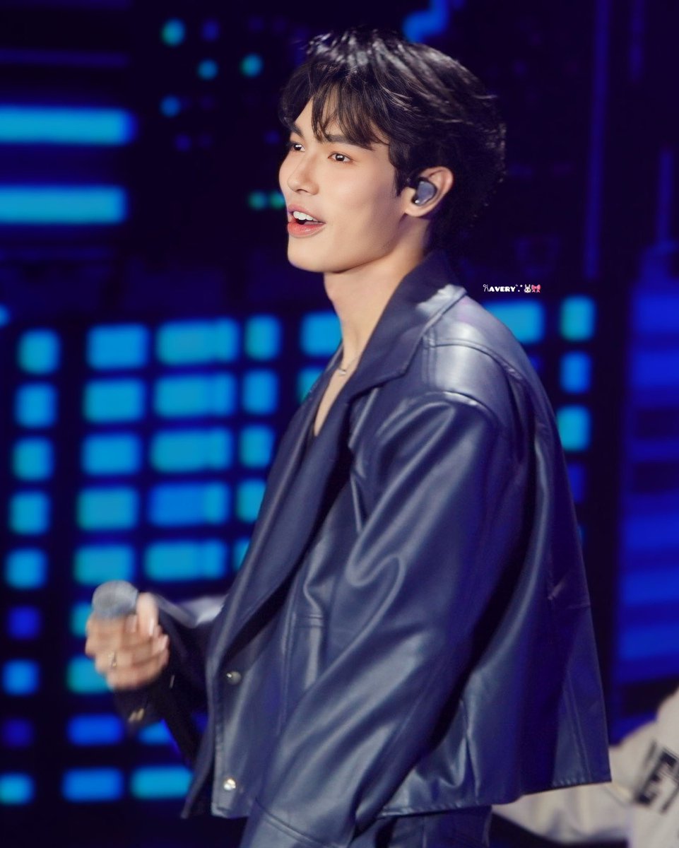 averymakhc's tweet photo. This life's sweeter than fiction🎀💖

☪︎
#winmetawin @winmetawin 
#WinHolidateFanconInHongKong
#WinHolidateFancon https://t.co/GaoHRfxnEL