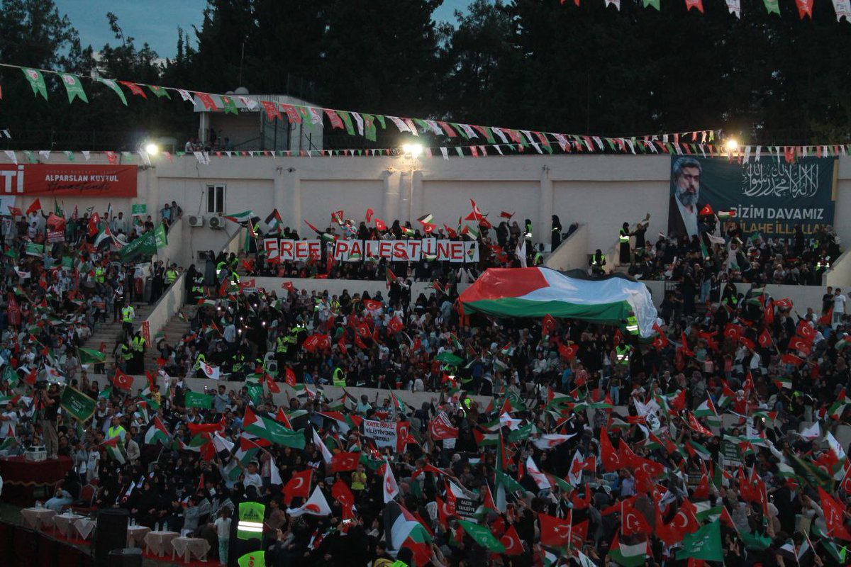 MİMAR SİNAN KIYAMDA! ☝🏻🇵🇸

FurkanHareketinden Konferans
#AdanadaBüyükBuluşma