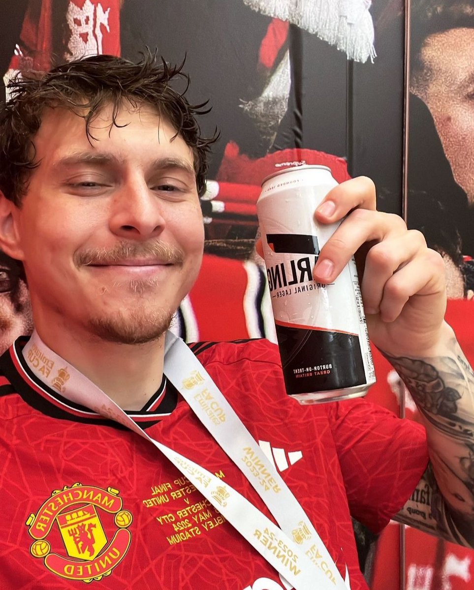 UTDTrey's tweet photo. This guy😂😂😂 https://t.co/67ohkaCNzg