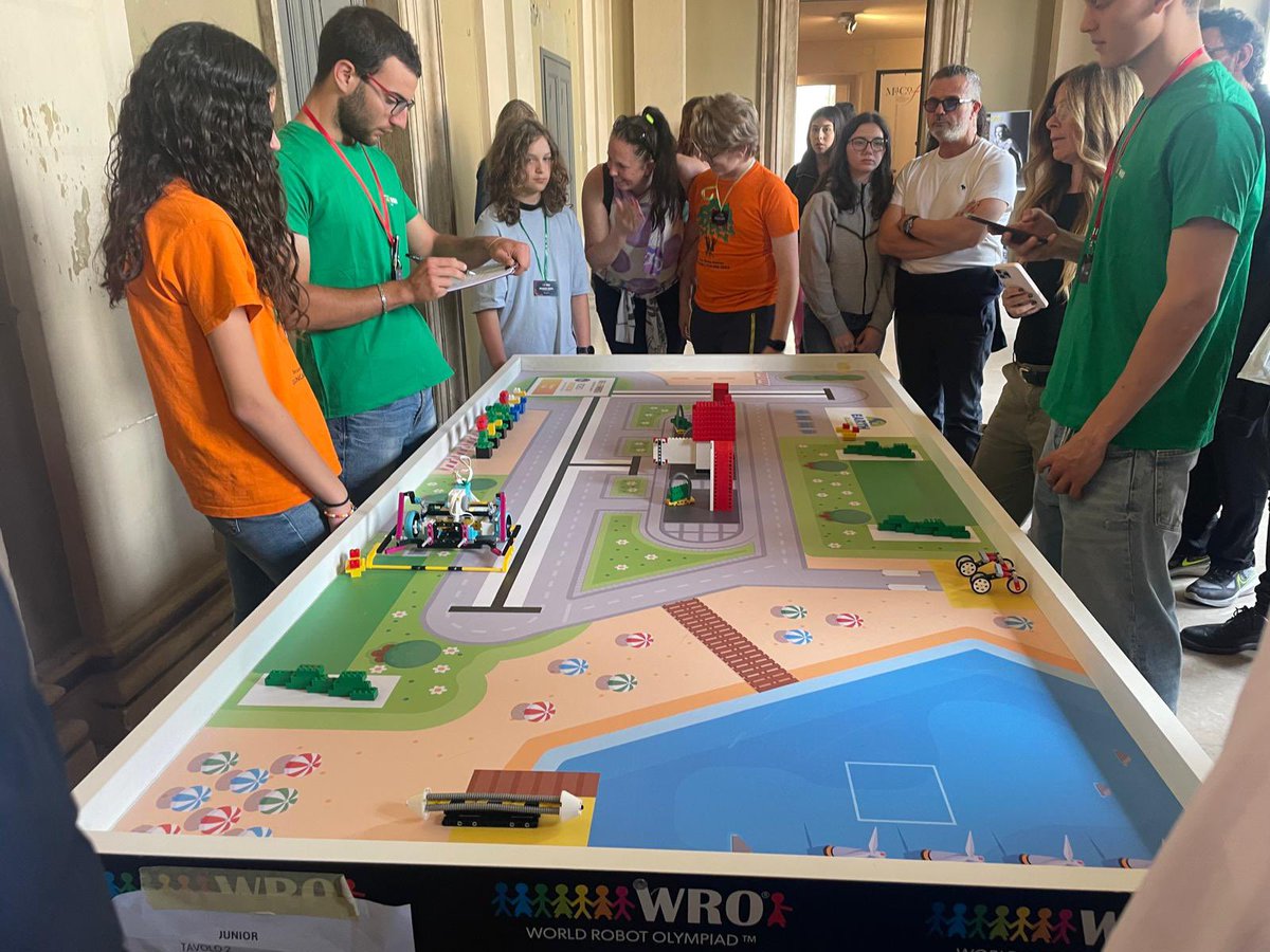 🟡⚫️ WRO (World Robot Olympiad) 

🇮🇹 Finale Italia

🤖 WROkend - 25 e 26 maggio 2024 
2 giornate di Gare Robotiche e sfide STEM 

📌 Brescia - Palazzo MO.CA

💻Robomission - Prove tecniche prima delle gare 

Noi ci siamo 🤩 Forza ragazzi💪💪💪