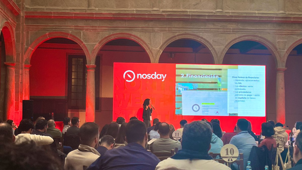 Sofía, de <a href="/thecosmethics/">theCosmethics</a>, explicando a toda una audiencia acostumbrada a no tener problemas de circulante, qué carallo hace un Director Financiero… o un emprendedor con problemas de caja. #nosDay24