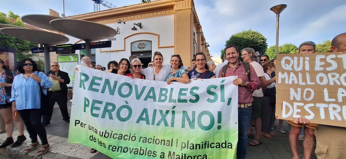 #renovablessiperonoasi
Hoy en Mallorca con las compañeras, luchando por el territorio

<a href="/MacroRenovables/">MACROrenovablesNO</a>