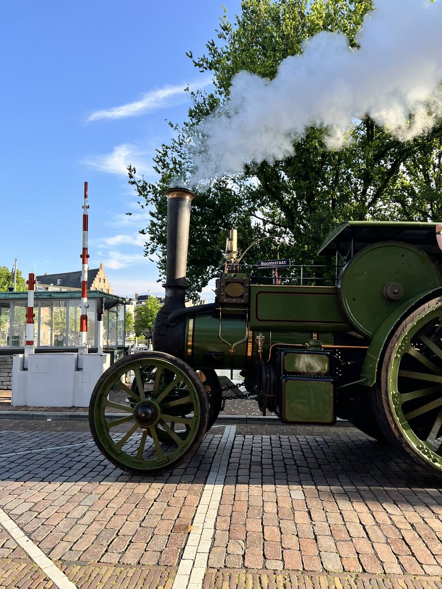 Alle stoommachines keren terug voor de nacht! 

Vanavond kunnen we tijdens Stoom &amp; Licht genieten van de film Murder on the Orient Express en prachtig verlichte schepen.
