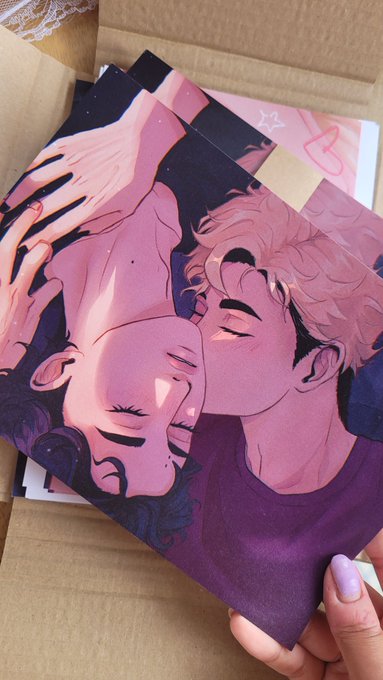 「kiss male focus」 illustration images(Latest)