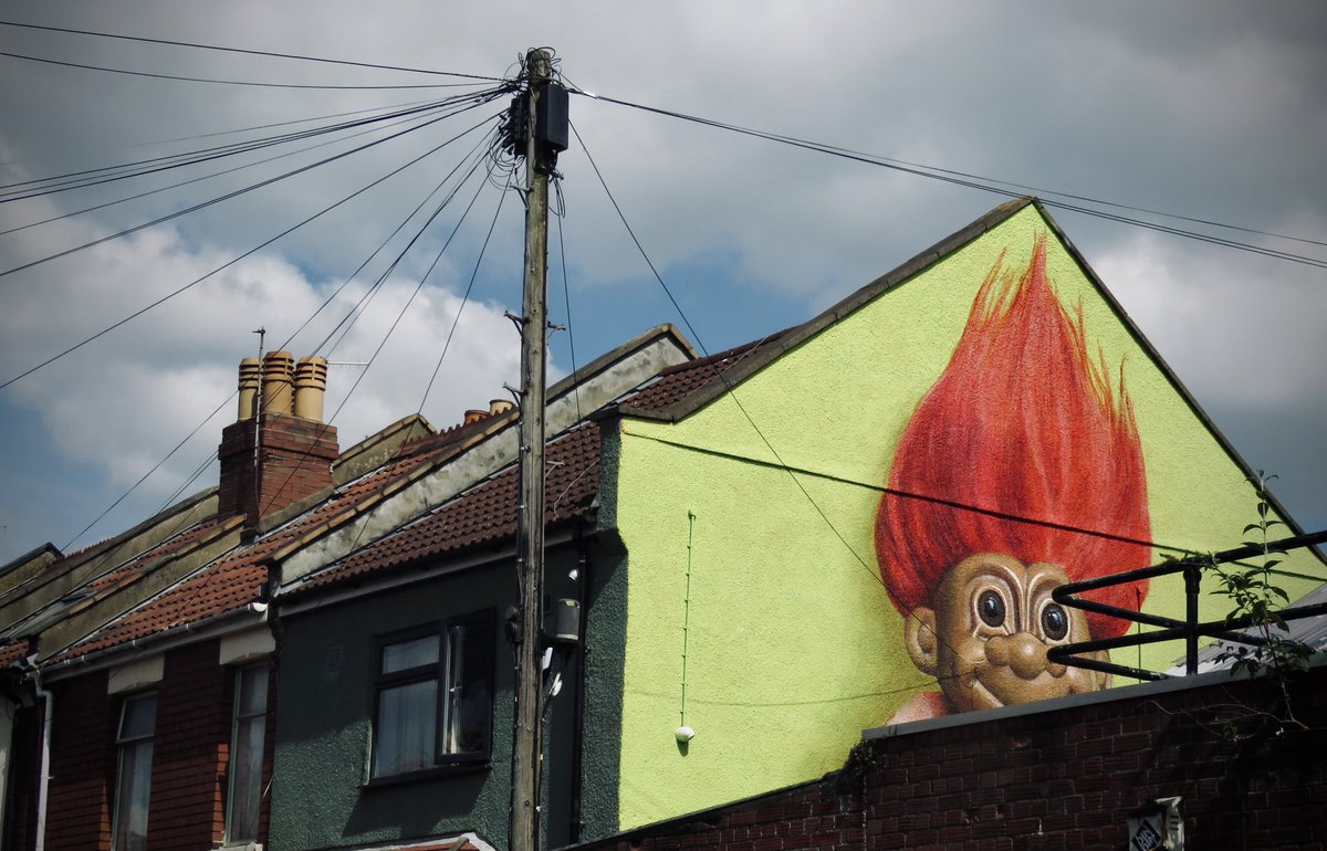 thestorycellar's tweet photo. Wonderful creative Bristol! @Upfest @AudreyKawasaki #liambononi #katiescott @SrPapaChango @igersbristol #graffiti https://t.co/q94LJ9EEKd